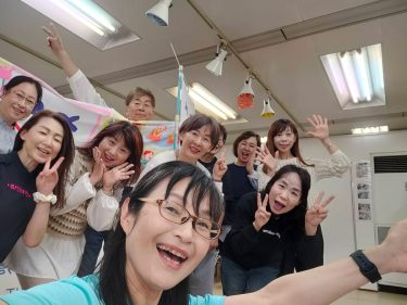 笑いヨガで楽しく脳活